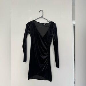 Long Sleeve Velvet Dress